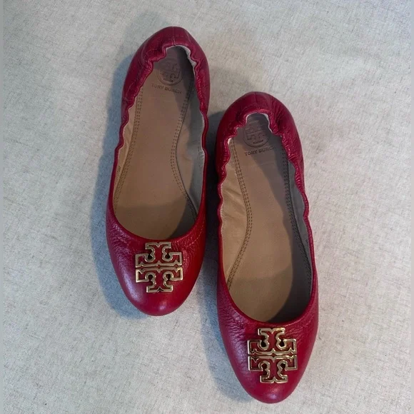 Tory Burch Red Flats with Gold Logo - Picture 2 of 9